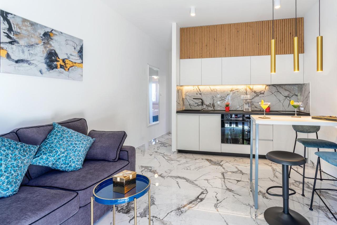 Capitis In The Center- Exclusive Apartment Hvar Town